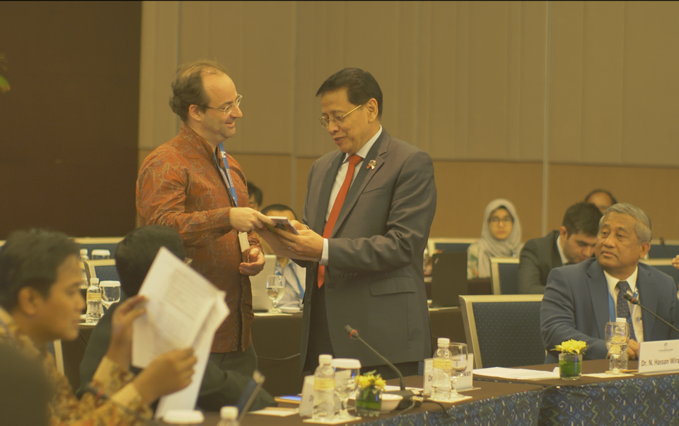©2019 FES Indonesia