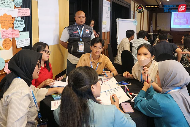 Group discussion of participant YPA Batch 3